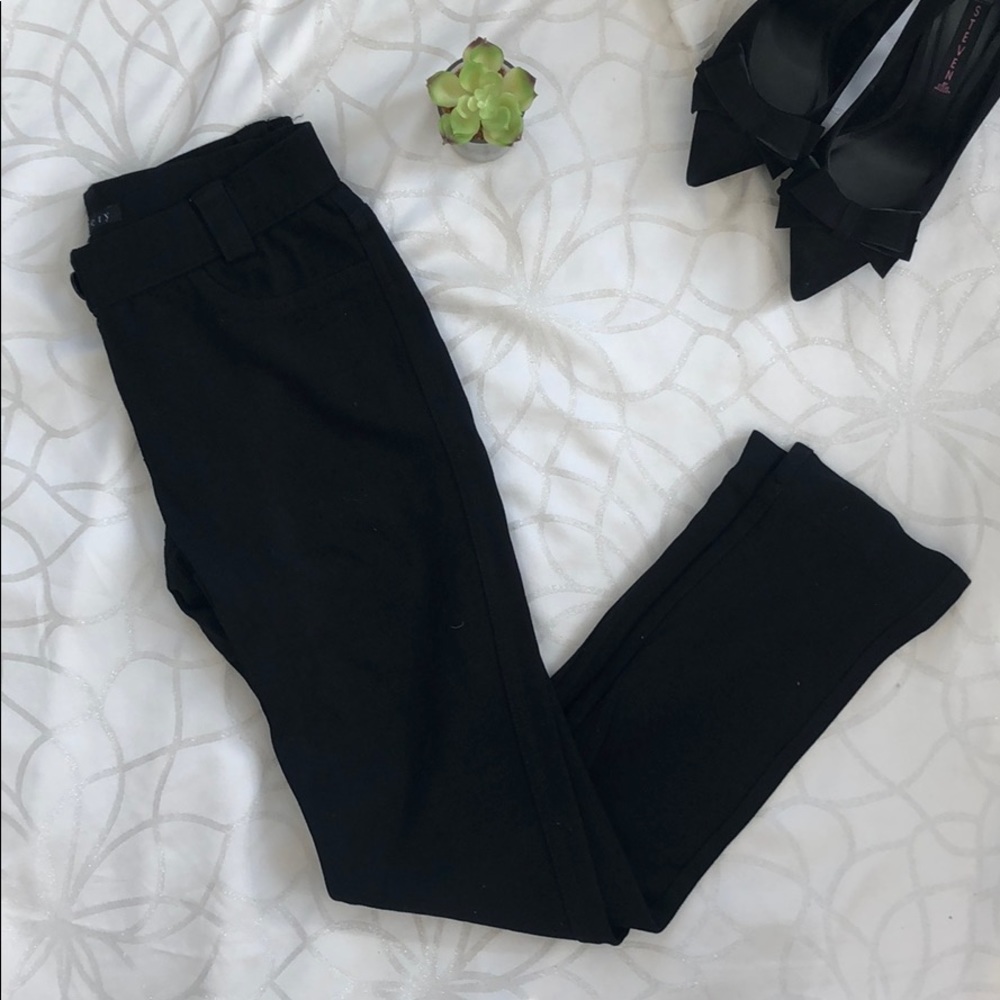 Theory ponte legging with faux button and pockets